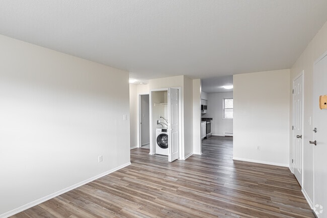 2BR, 1BA - Living Room - Norton Park Apartments