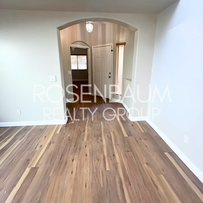 Photo - Gorgeous 5-bedrooms, 2.5-baths home in the...