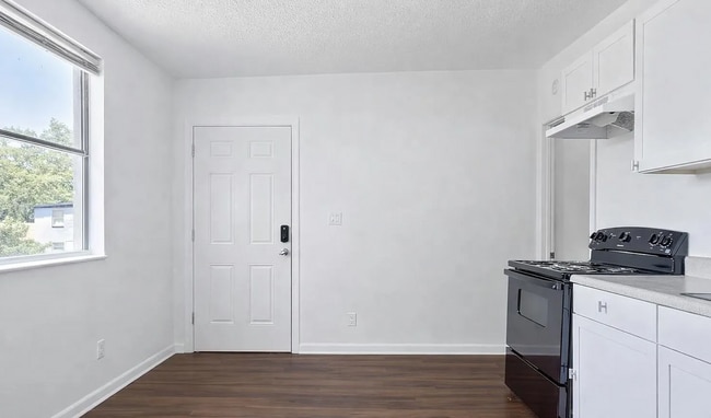 Photo - 1534 Morgan St Unit 1