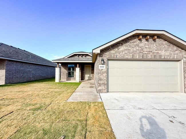 Photo - Updated Home in Burgamy Park!