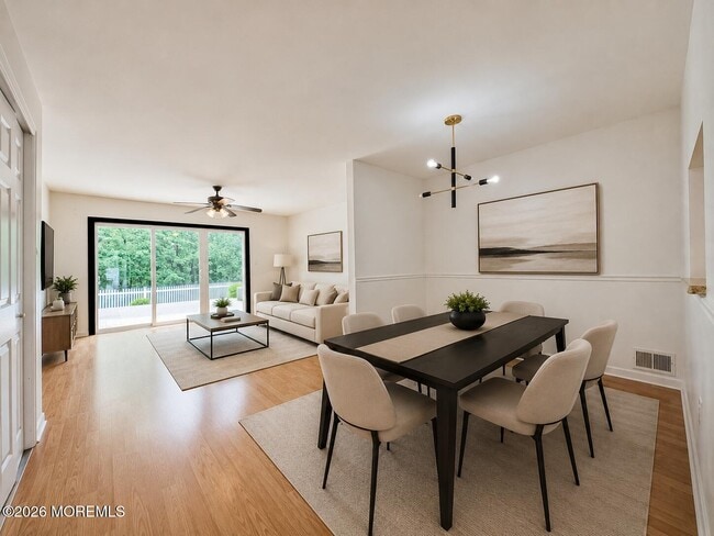 Photo - 207 Lindsey Ct