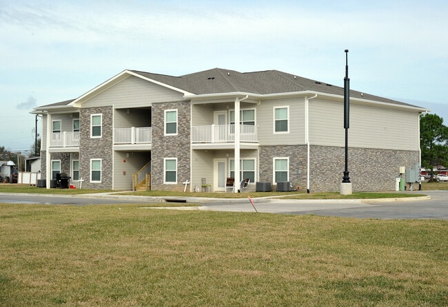 Citrus Cove Apartments - Citrus Cove Apartments