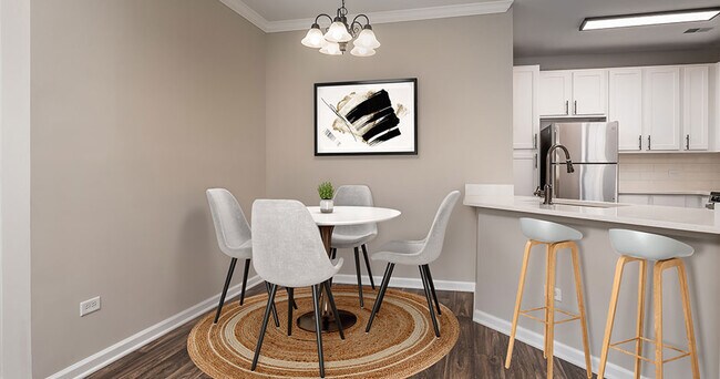 Legacy at Fox Valley Apartments