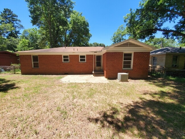 Photo - 2340 Gish Ln