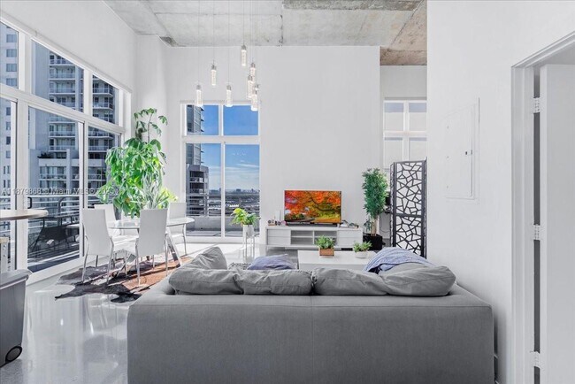 Photo - 133 NE 2nd Ave Unit 3601