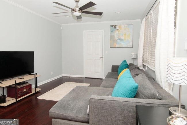 Photo - 531 Allendale Dr