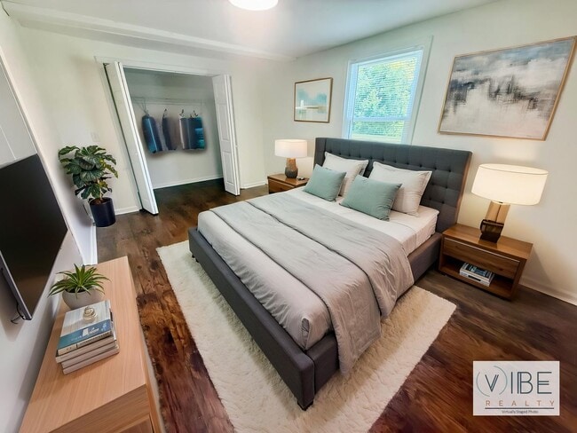 Photo - 902 Gibson Dr