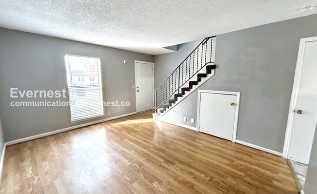 Photo - 1221 Katie Ave