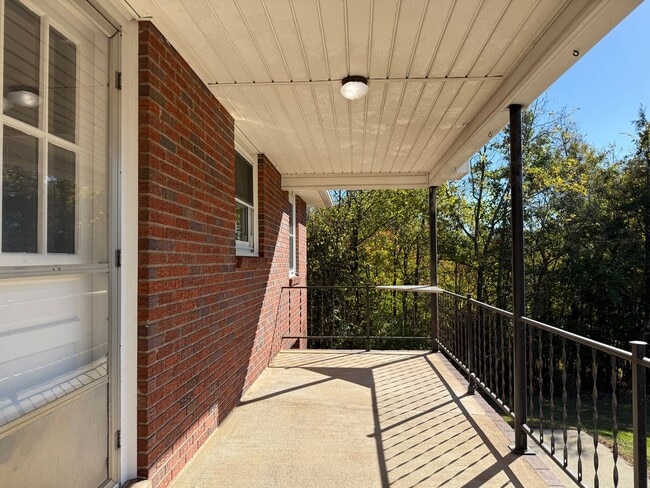 Photo - 3241 Harper Rd