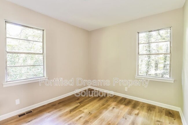 Photo - 3680 Yale Ave