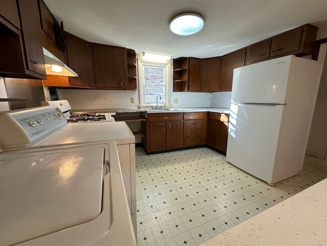 Photo - 111 S Titus Ave