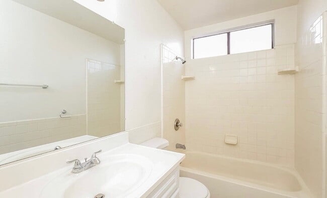 Building Photo - 8146 Cottonmill Cir