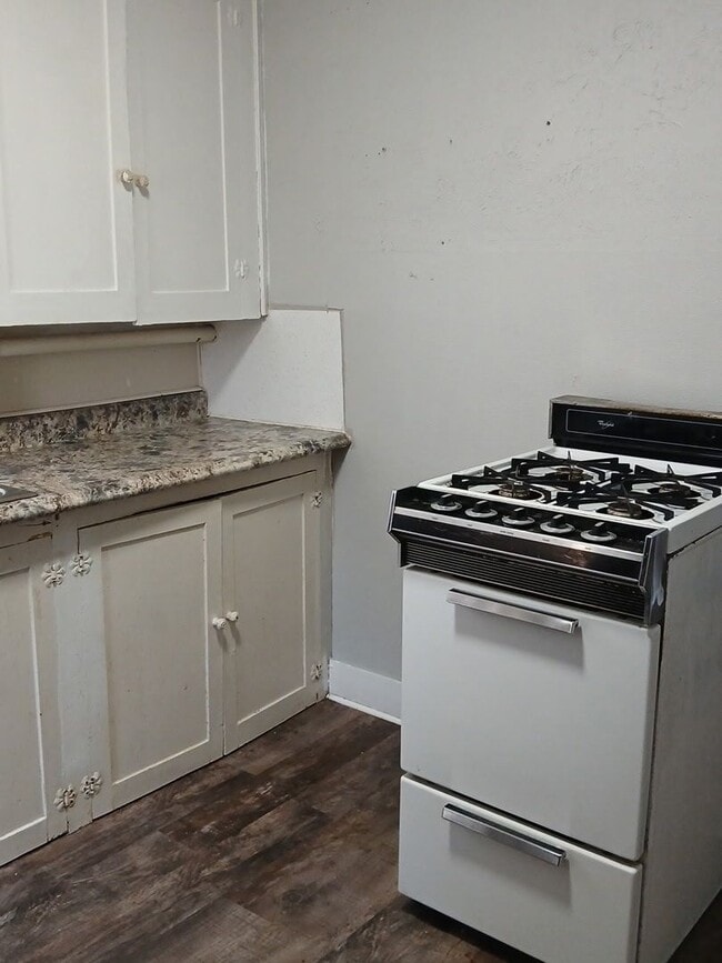 Photo - 409-409 S Walts Ave Unit 405 3
