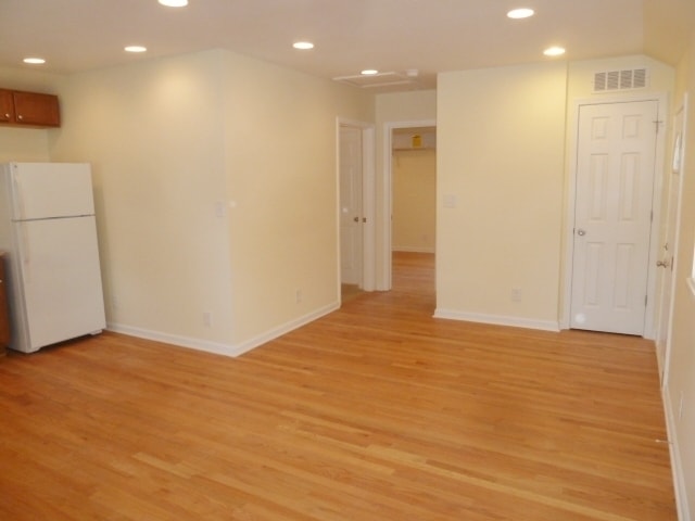 Photo - Renovated one bedroom cottage in downtown ...