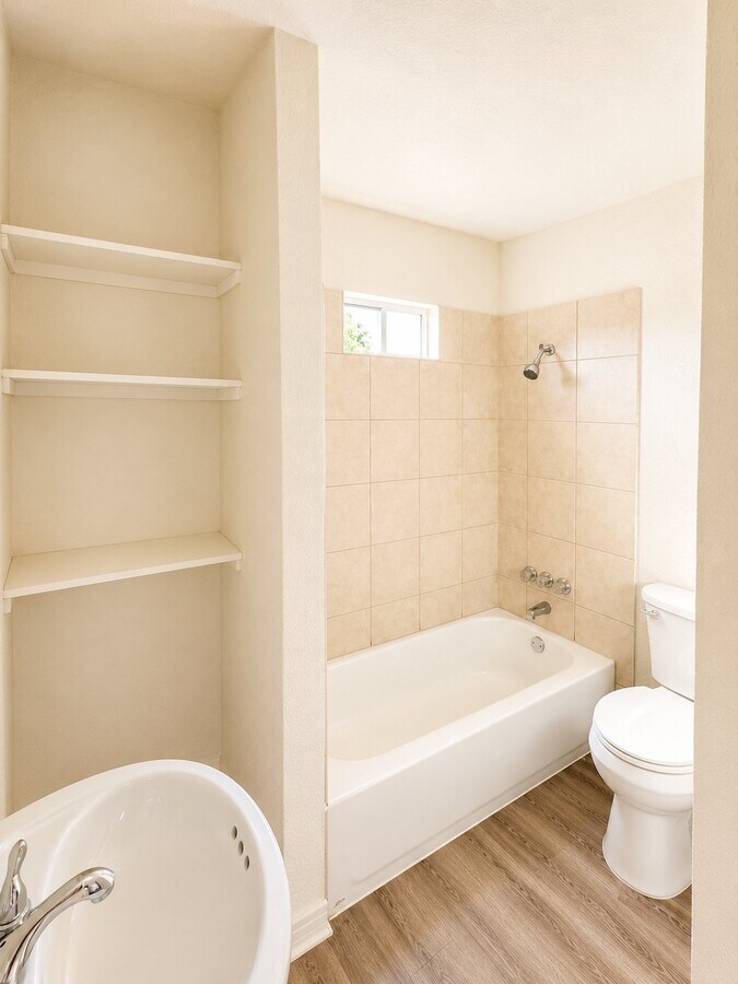 Photo - 300 Delmar Ct Unit 15