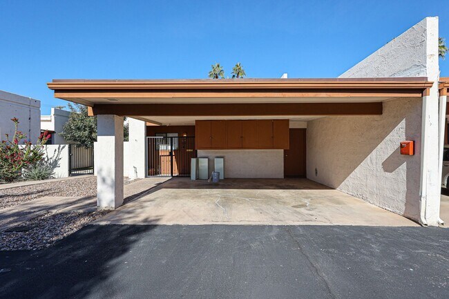 Building Photo - Amazing 3beds/2baths Townhome in Tempe!