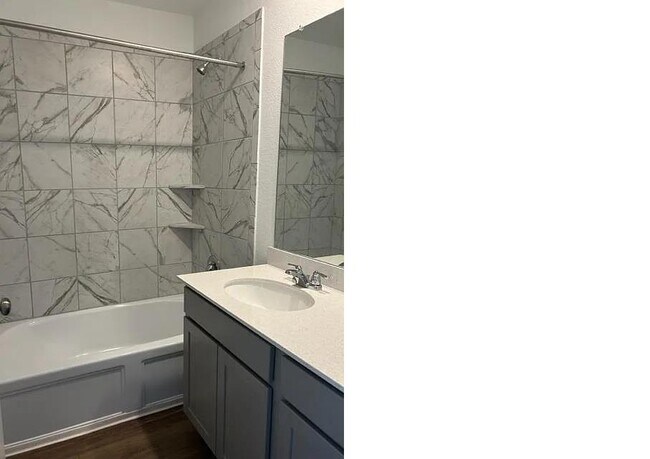 Photo - 607 Waterway Ave