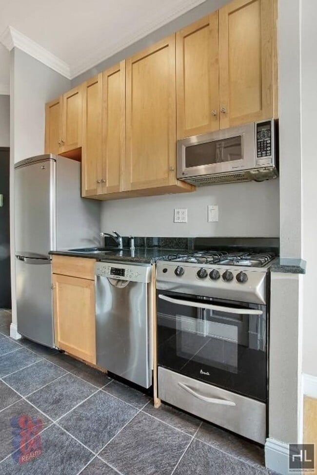 Photo - LeRoy Street Unidad 5A