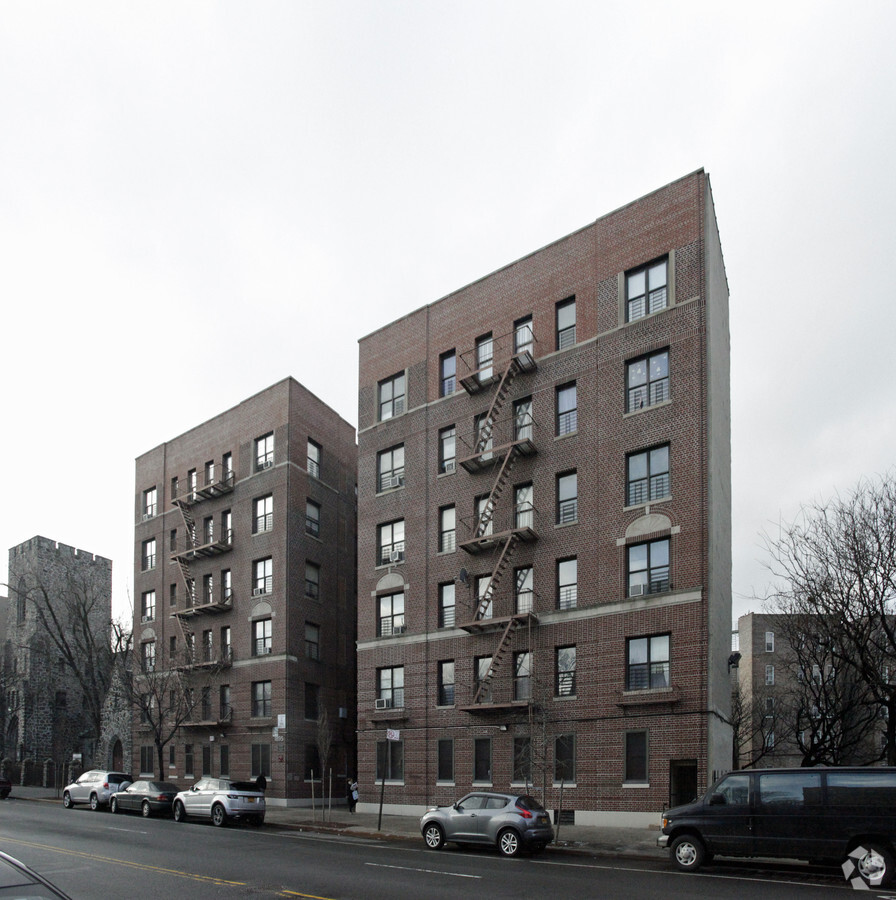 Primary Photo - 1895 Dr Martin Luther King Jr Blvd Apartments