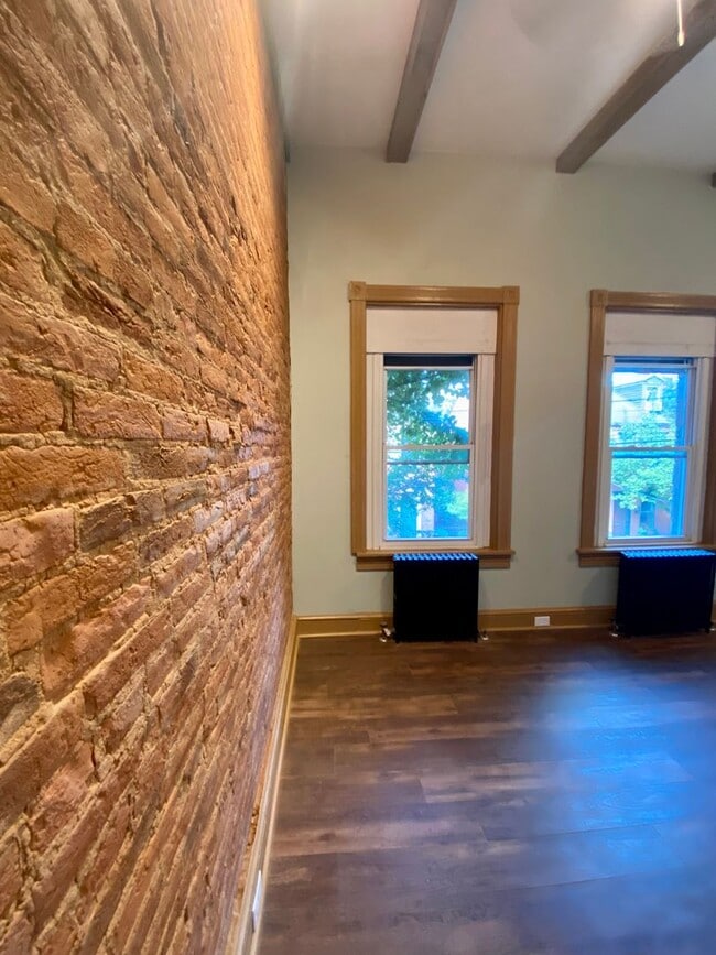 Photo - 45 S Lime St Unit Apt 3