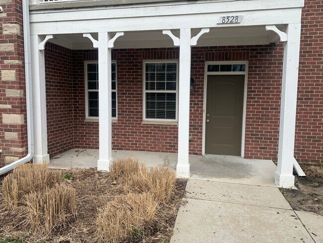 Photo - Shelby Township, 1st Floor Access! 2 Bedrooms, 2-Baths, att. Garage