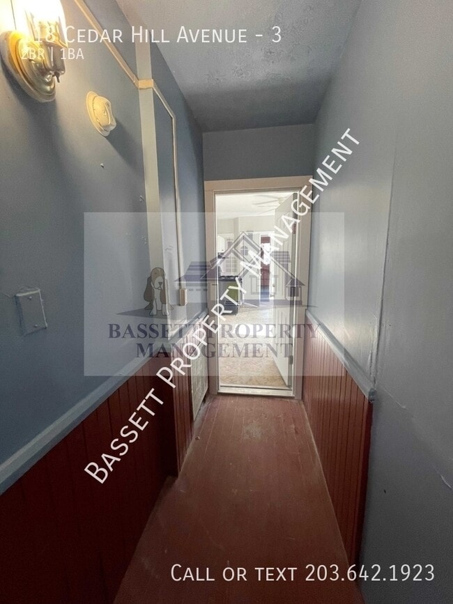 Photo - 118 Cedar Hill Ave