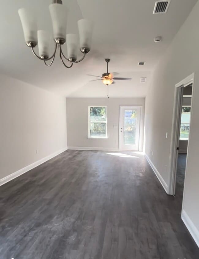 Photo - 7077 Sonny Dr