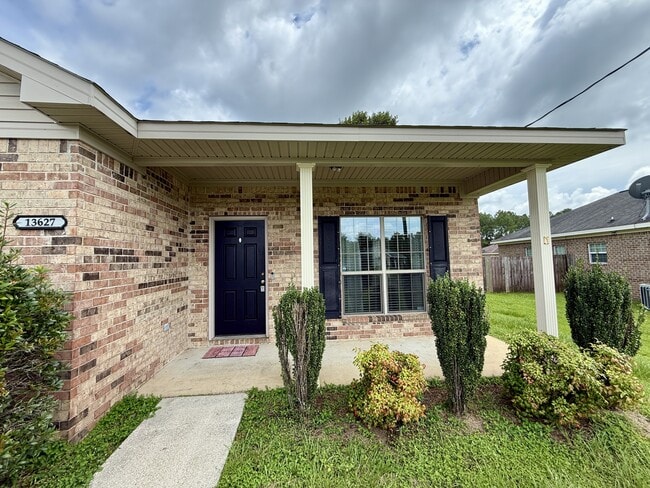 Photo - 13627 Catahoula Dr S