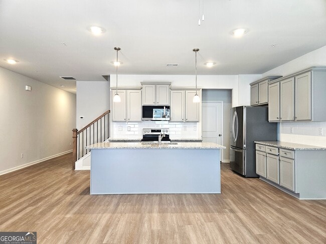 Photo - 338 Lanier Cir