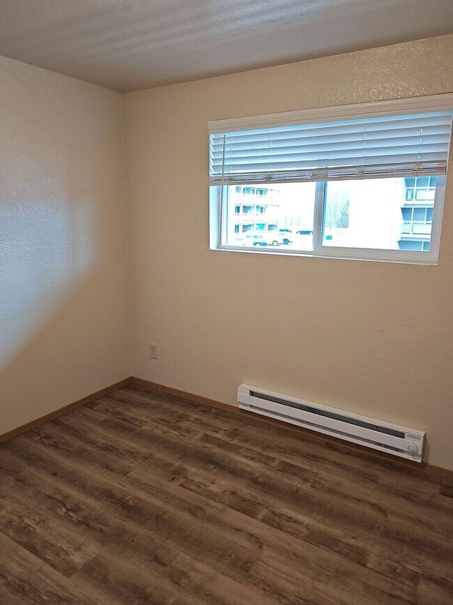 Photo - Newly Renovated with Washer and Dryer Unidad F318