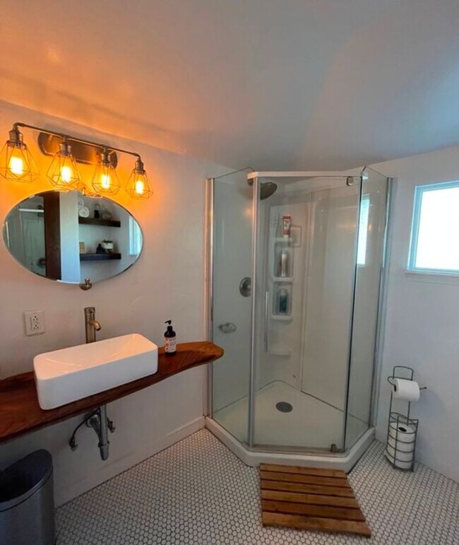 Photo - 2 bedroon 1 bath home