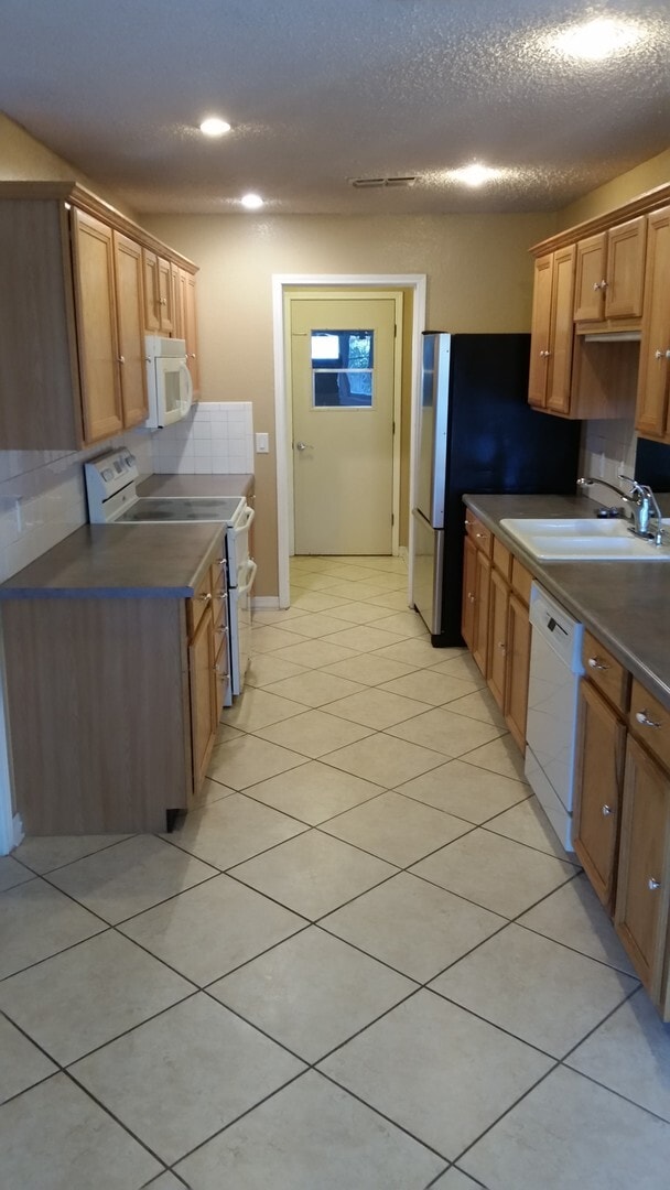 Photo - 4 bedroom Coming Soon