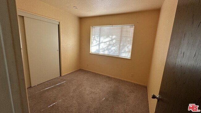 Photo - 2100 Zermatt Dr