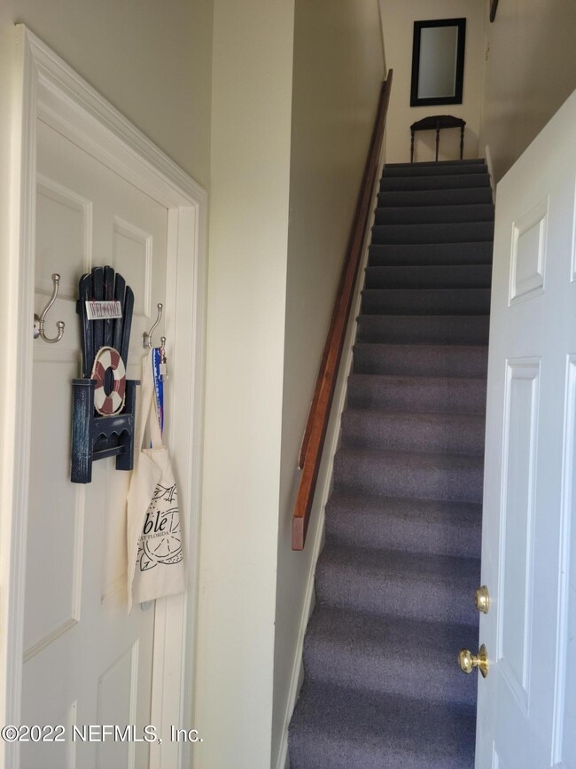 Photo - 3022 Riverside Ave Unidad CARRIAGE HOUSE