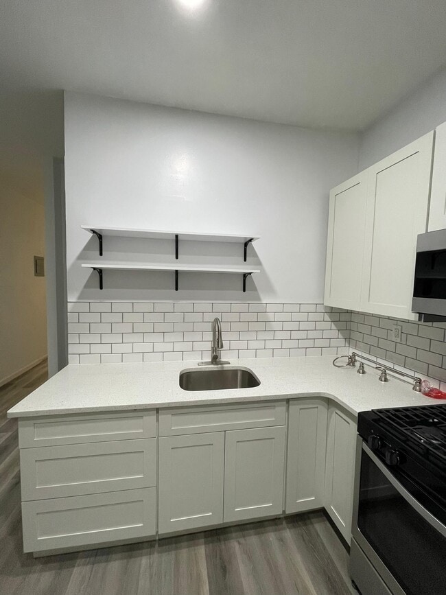 Photo - 410 5th St Unit 3