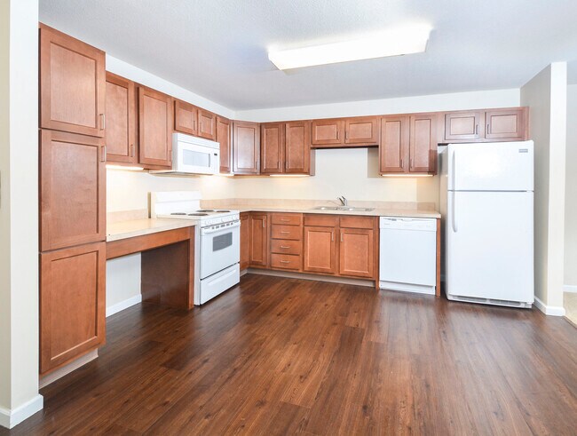 Photo - Parsons Village West