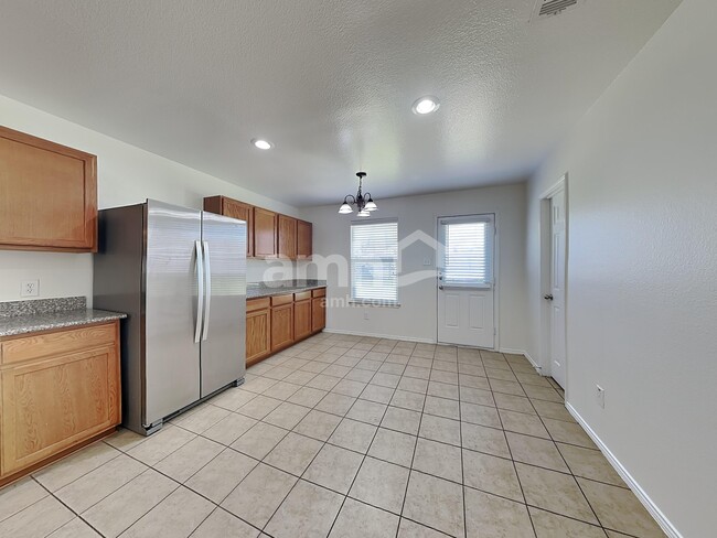 Photo - 63 Lantana Dr