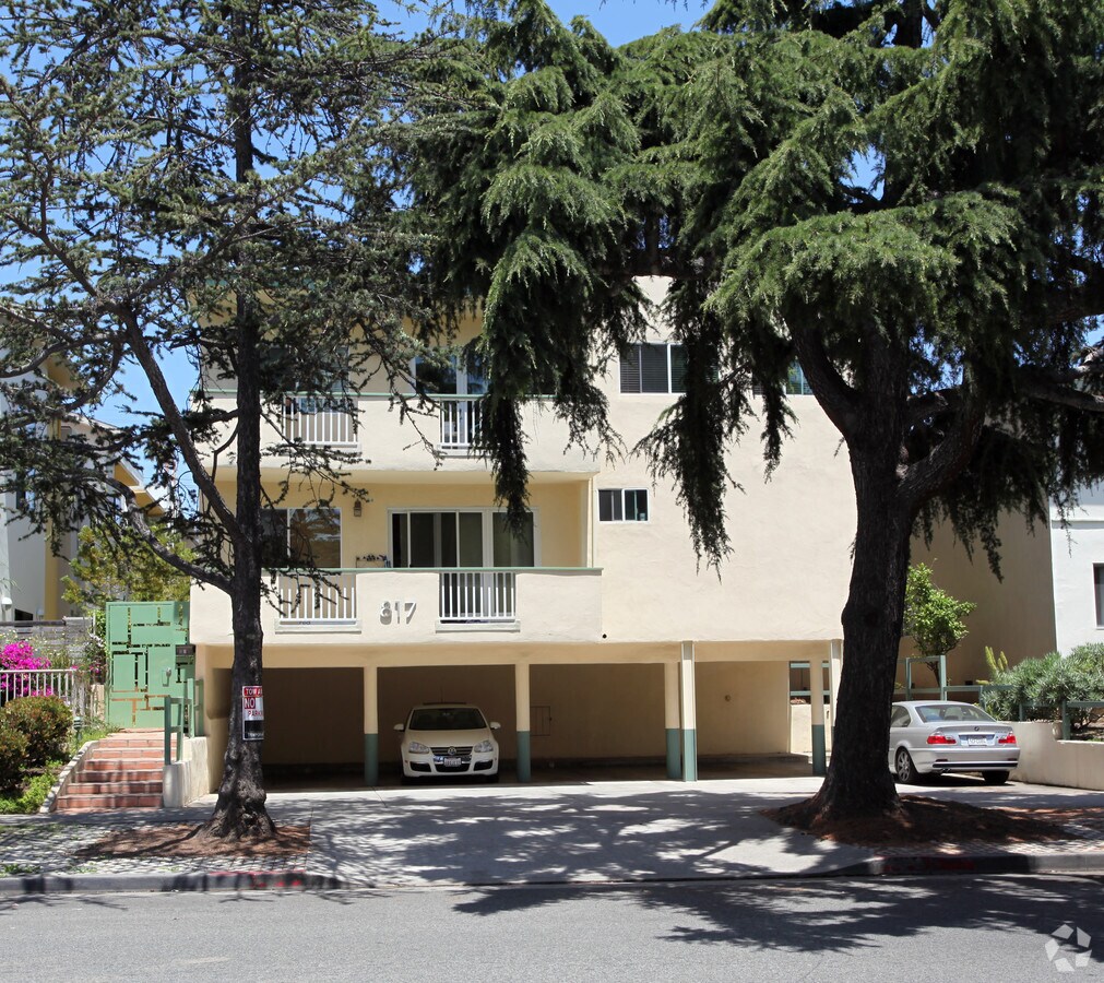 Primary Photo - 817 11th St Apartments