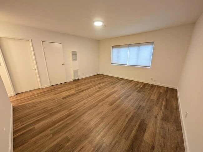 Building Photo - 3620 Westwood Blvd Rental