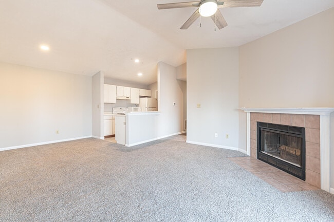 Photo - 1310 Hollow Run