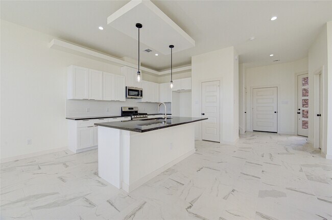 Photo - 2931 El Fenice Ln