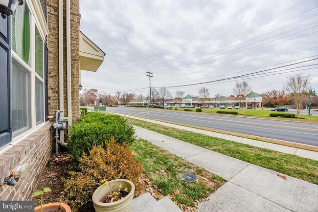 Photo - 43831 Stubble Cor Sq