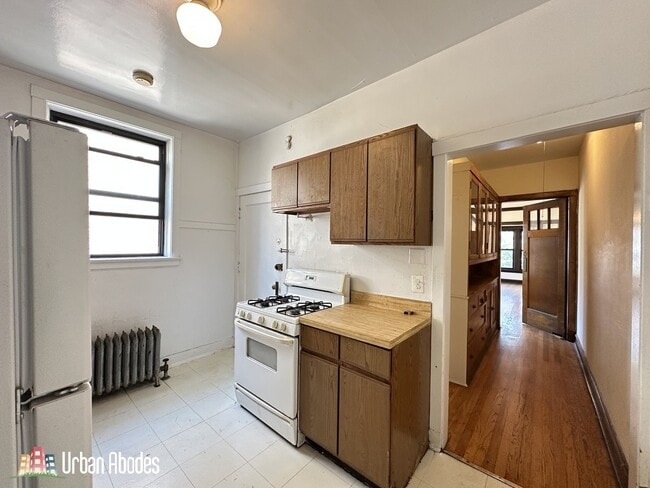 Photo - 2434 N Sawyer Ave Unit A08C