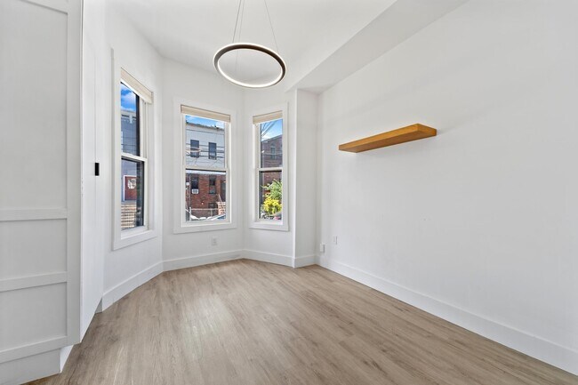 Photo - 234 Webster Ave Unit 1L