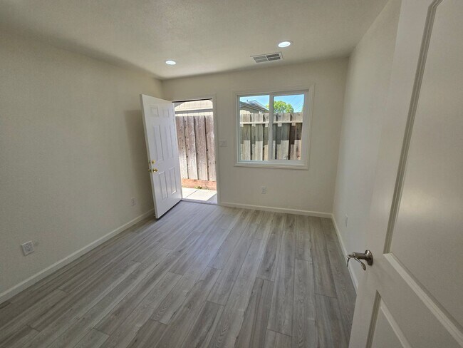 Photo - Cambrian Park rental