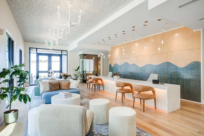 Queens Wedgewood Houston apartments — community photo
