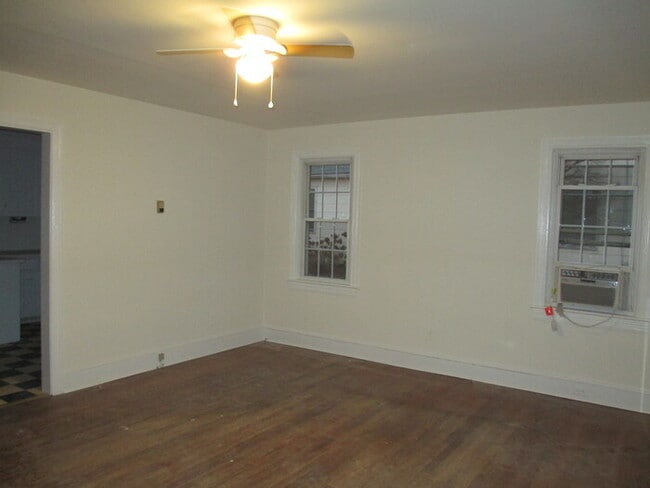 Photo - 432 Marshall St