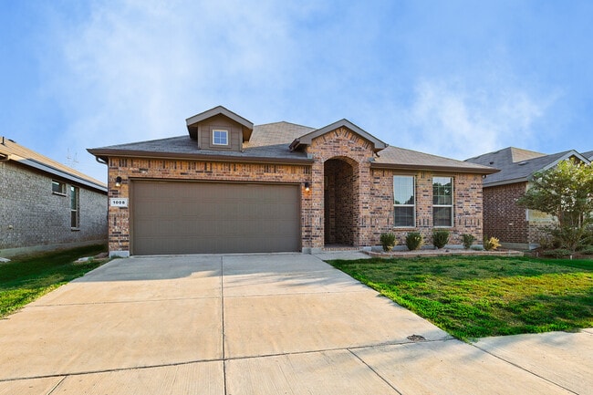 Photo - 1008 Nicole Way