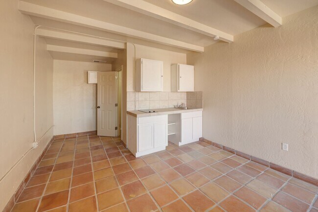 Adobe Manor Apartments