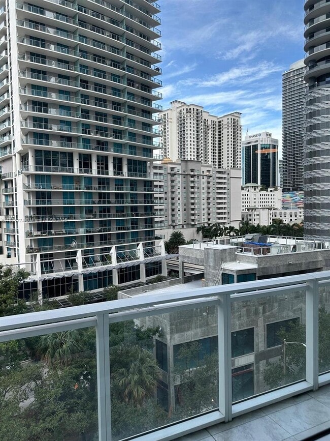 Building Photo - 1080 Brickell Ave Unit 703
